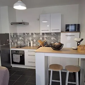 T1 Meuble Avec Piscine Commune Appartement